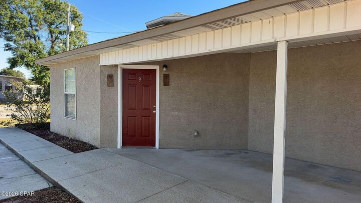 Property Photo: 1401 Gulf Avenue 9 FL 32401