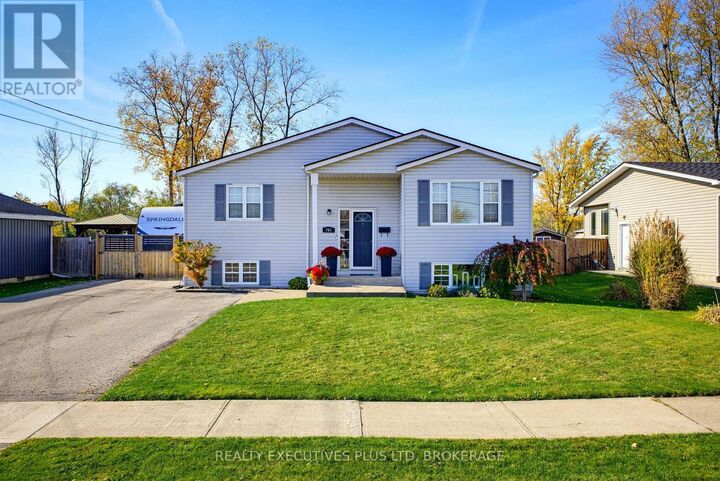 Property Photo: 761 Crescent Road ON L2A 4R5