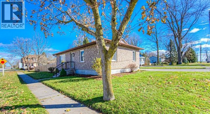 Property Photo: 6998 St. Patrick Street ON N0K 1E0