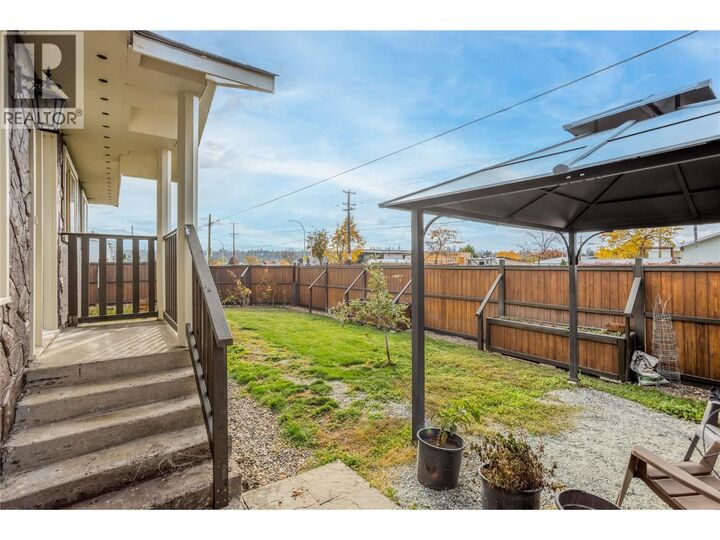 Property Photo:  575 Hollywood Road South  BC V1X 3T4 