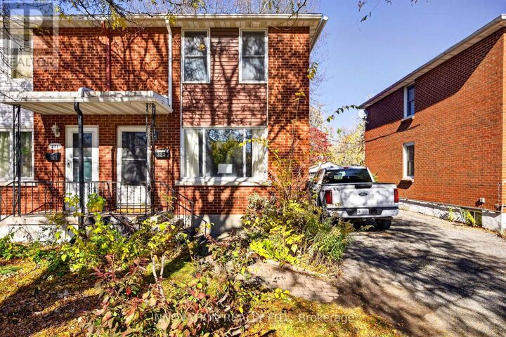 Property Photo:  323 Donald Street  ON K1K 1M4 