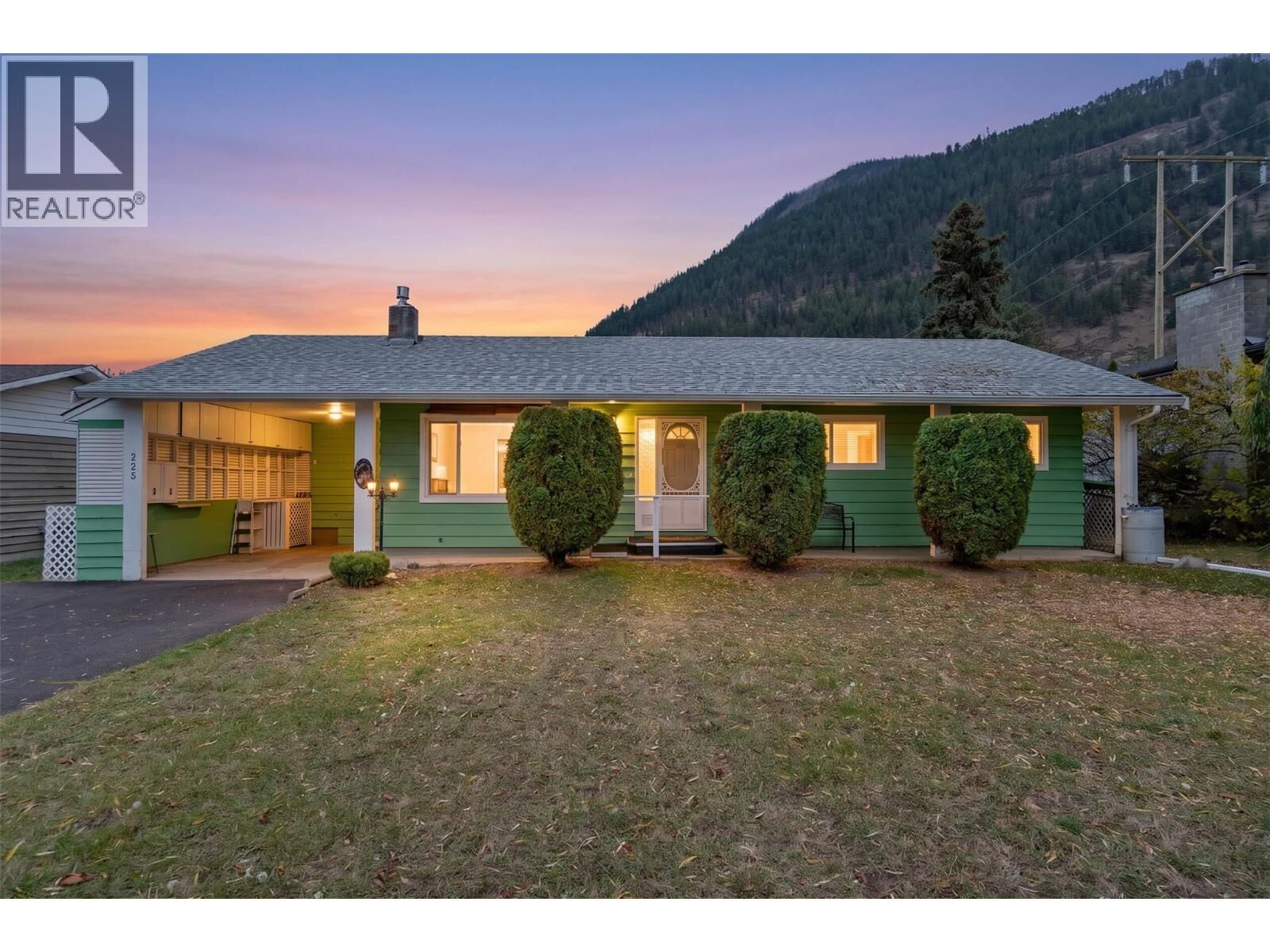 Property Photo: 225 Lakeshore Drive BC V0E 1M0