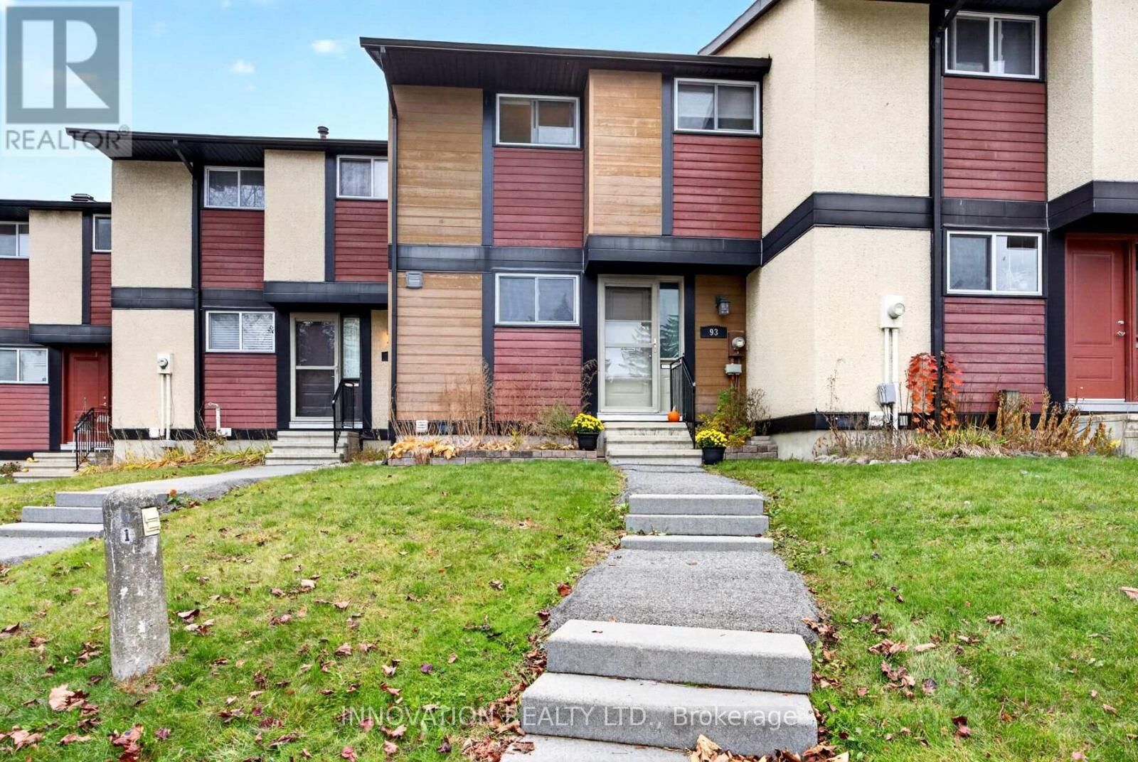 Property Photo:  93 McClintock Way  ON K2L 2A5 