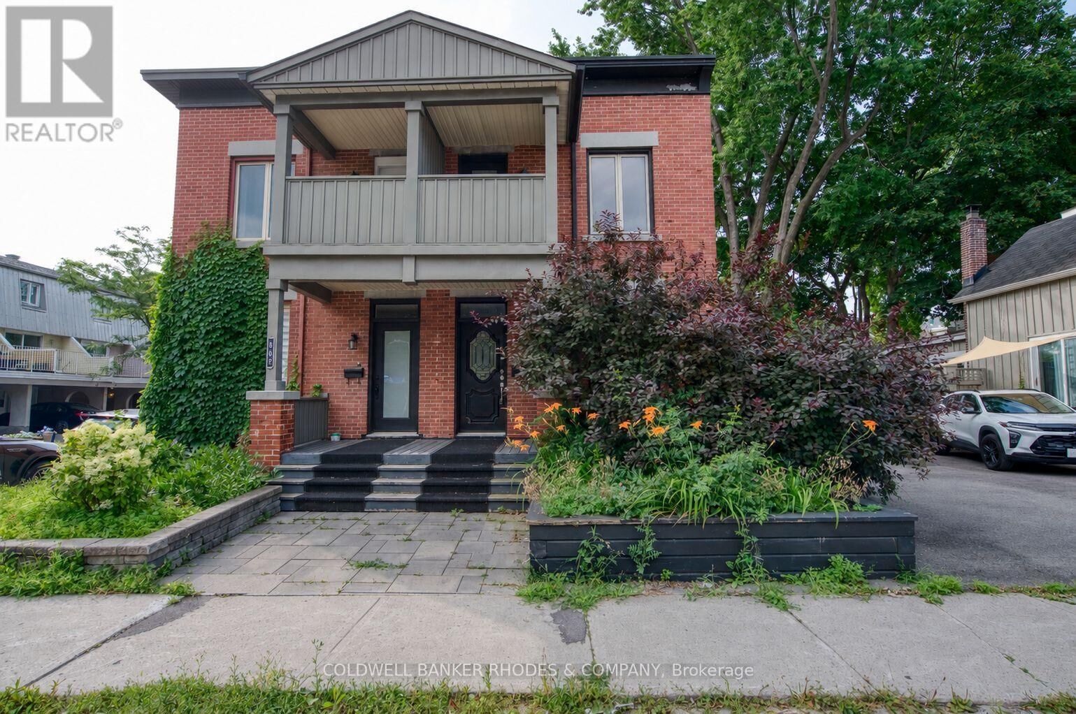 Property Photo: 300 St Andrew Street ON K1N 5G7