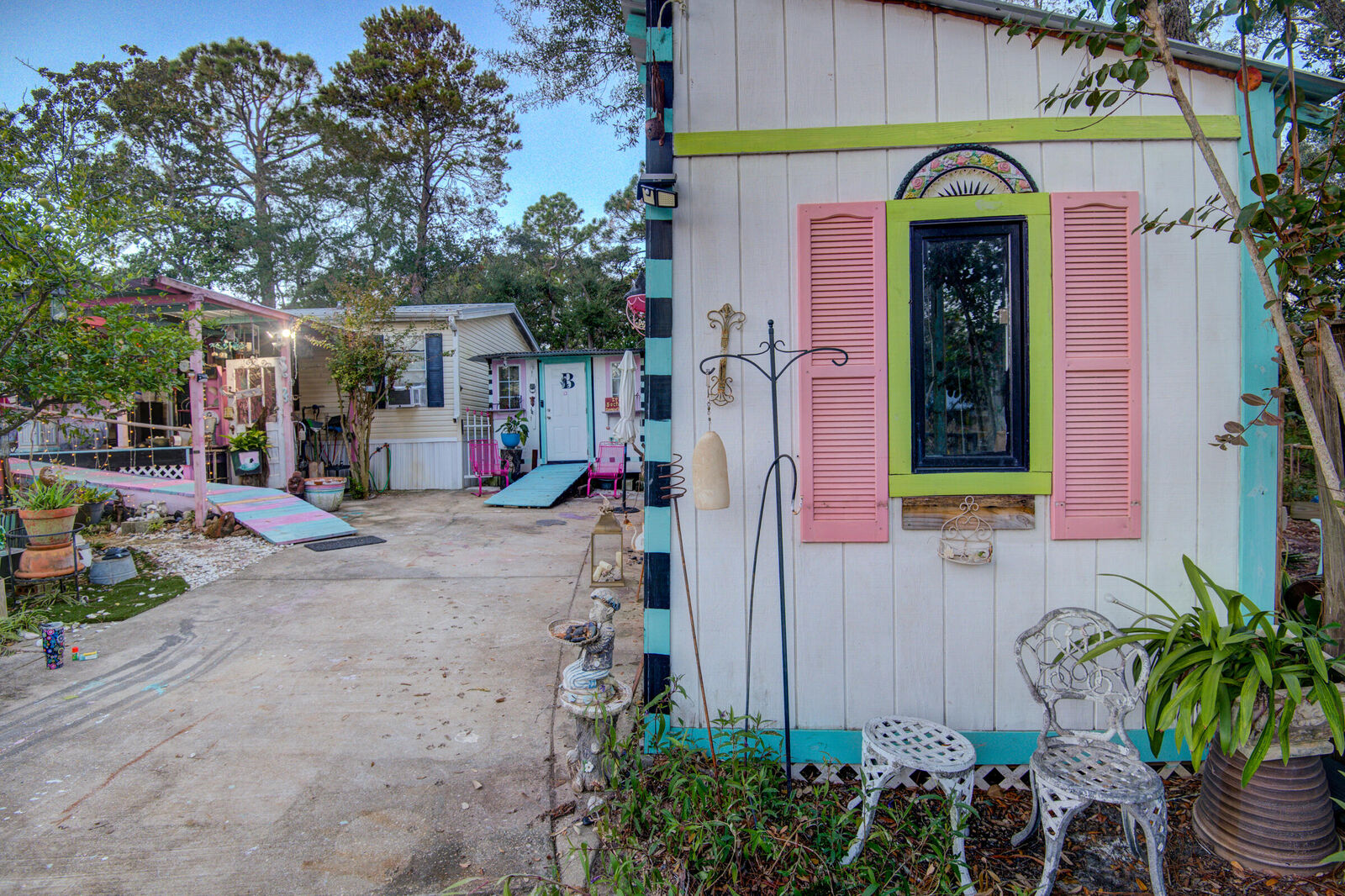 Property Photo: 175 Sally Lane FL 32459