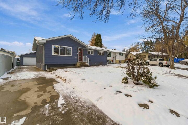 Property Photo:  15012 59A Street NW  AB T5A 1Z2 