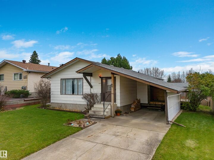 Property Photo:  5223 44 Ave  AB T7A 1L2 