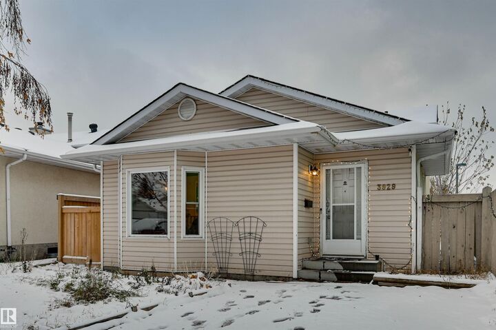 Property Photo:  3929 25 Avenue NW  AB T6L 4M6 