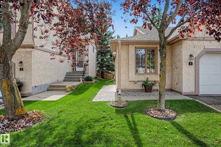 Property Photo:  5 57A Erin Ridge Drive  AB T8N 6G1 