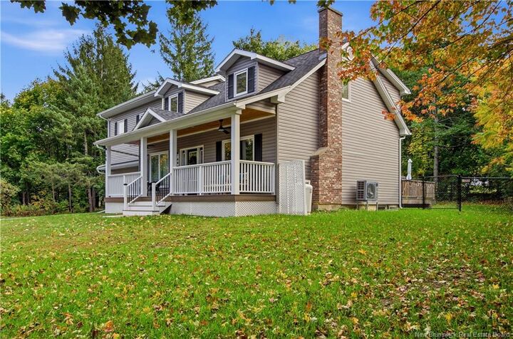Property Photo:  44 Burnham Court  NB E3B 5T7 