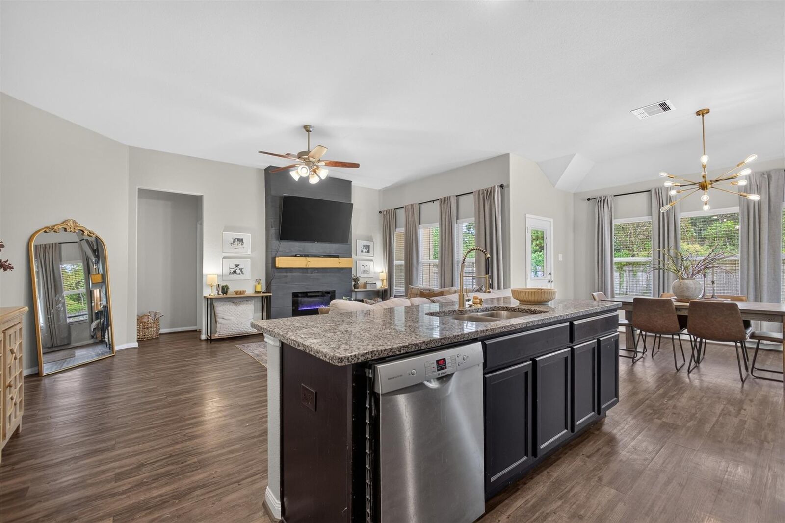 Property Photo:  15015 Meadow Glen N  TX 77306 