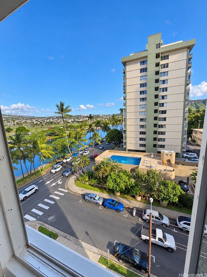 Property Photo:  320 Ohua Avenue 701  HI 96815 