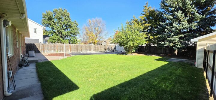 Property Photo: 321 Dixie Avenue NE 69101