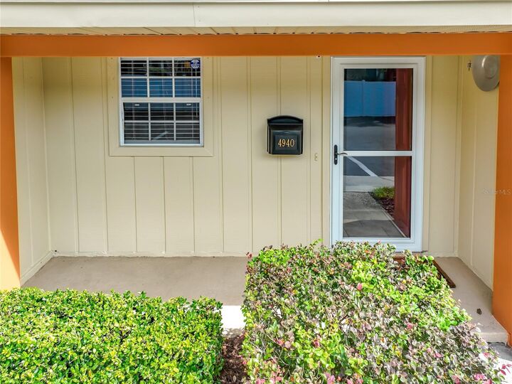 Property Photo: 4940 Tangerine Avenue 4940 FL 32792