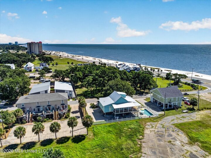 Property Photo:  127 Markham Drive  MS 39507 