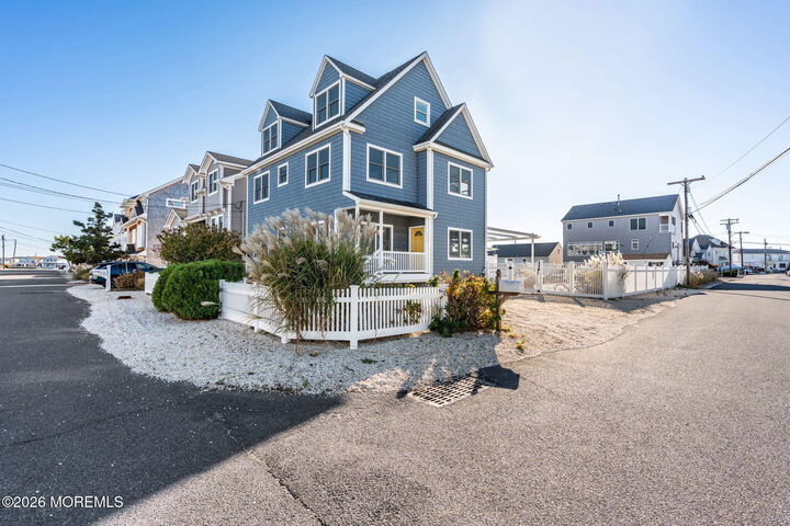Property Photo:  355 Lauderdale Drive  NJ 08735 