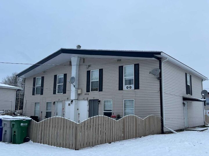 Property Photo:  4504 8A Avenue  AB T7E 1B3 