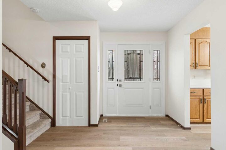 Property Photo:  11104 Southdale Road SW  AB T2W 0X4 