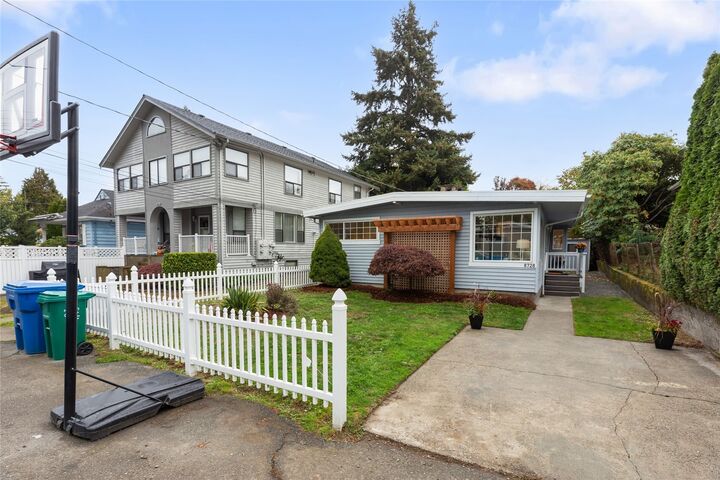 Property Photo:  8728  17th Avenue NW  WA 98117 
