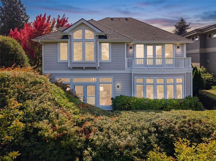 Property Photo: 2103 NW 96th WA 98117