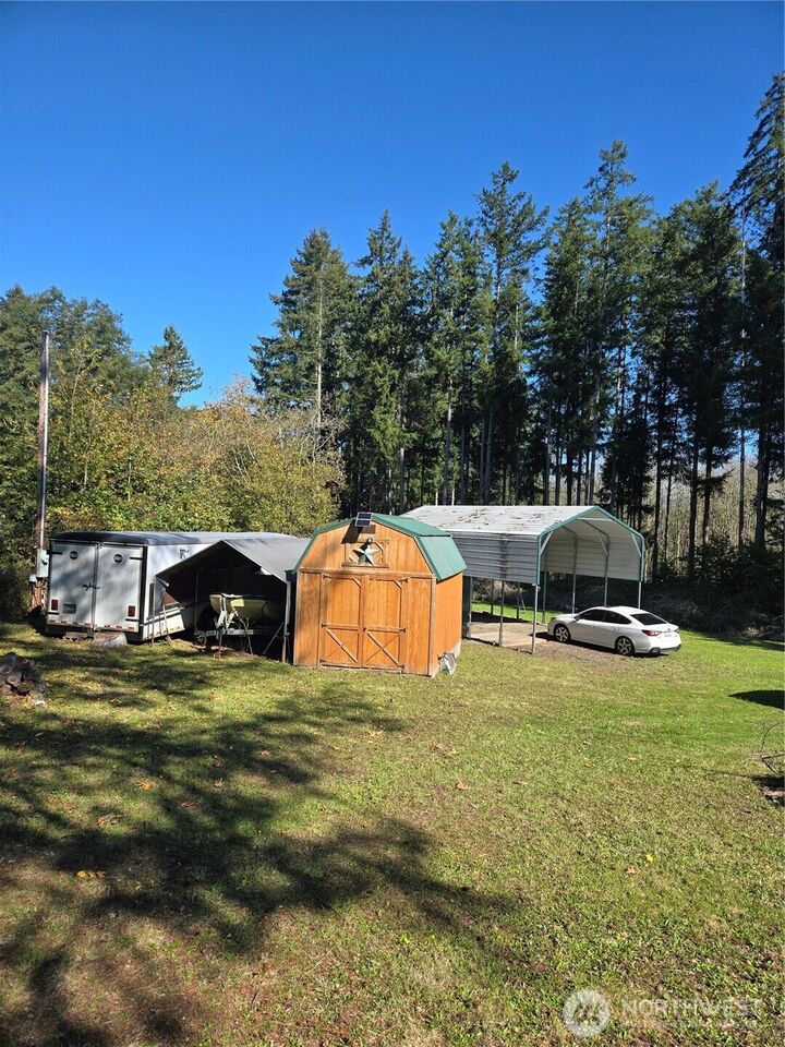 Property Photo:  1501  State Route 122  WA 98585 