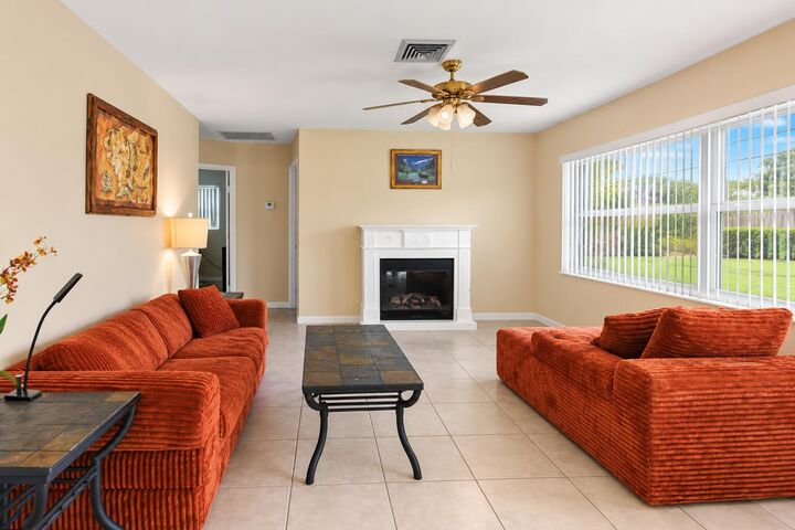 Property Photo: 5877 Fair Green Road FL 33417