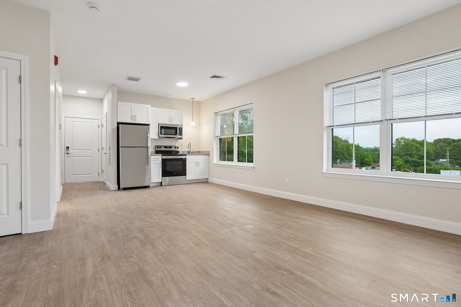 Property Photo: 55 Steele Boulevard 204 CT 06037