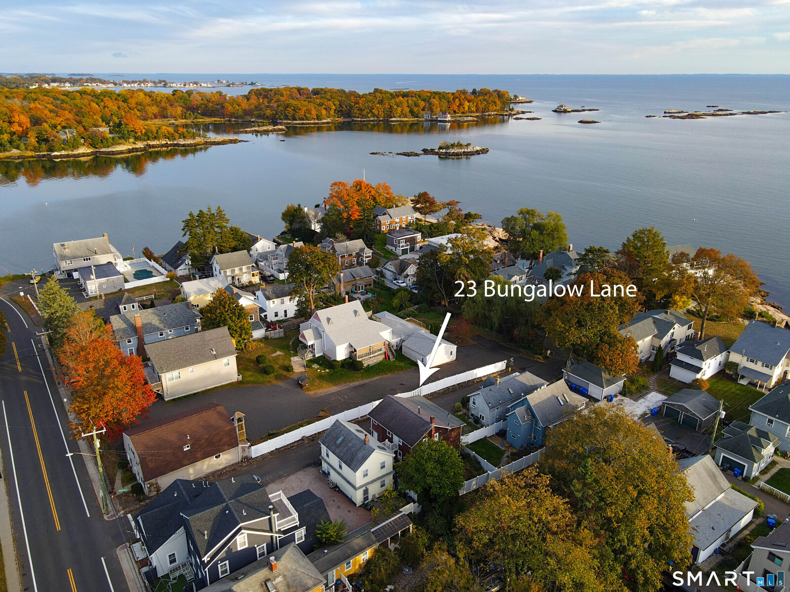 Property Photo:  23 Bungalow Lane  CT 06405 