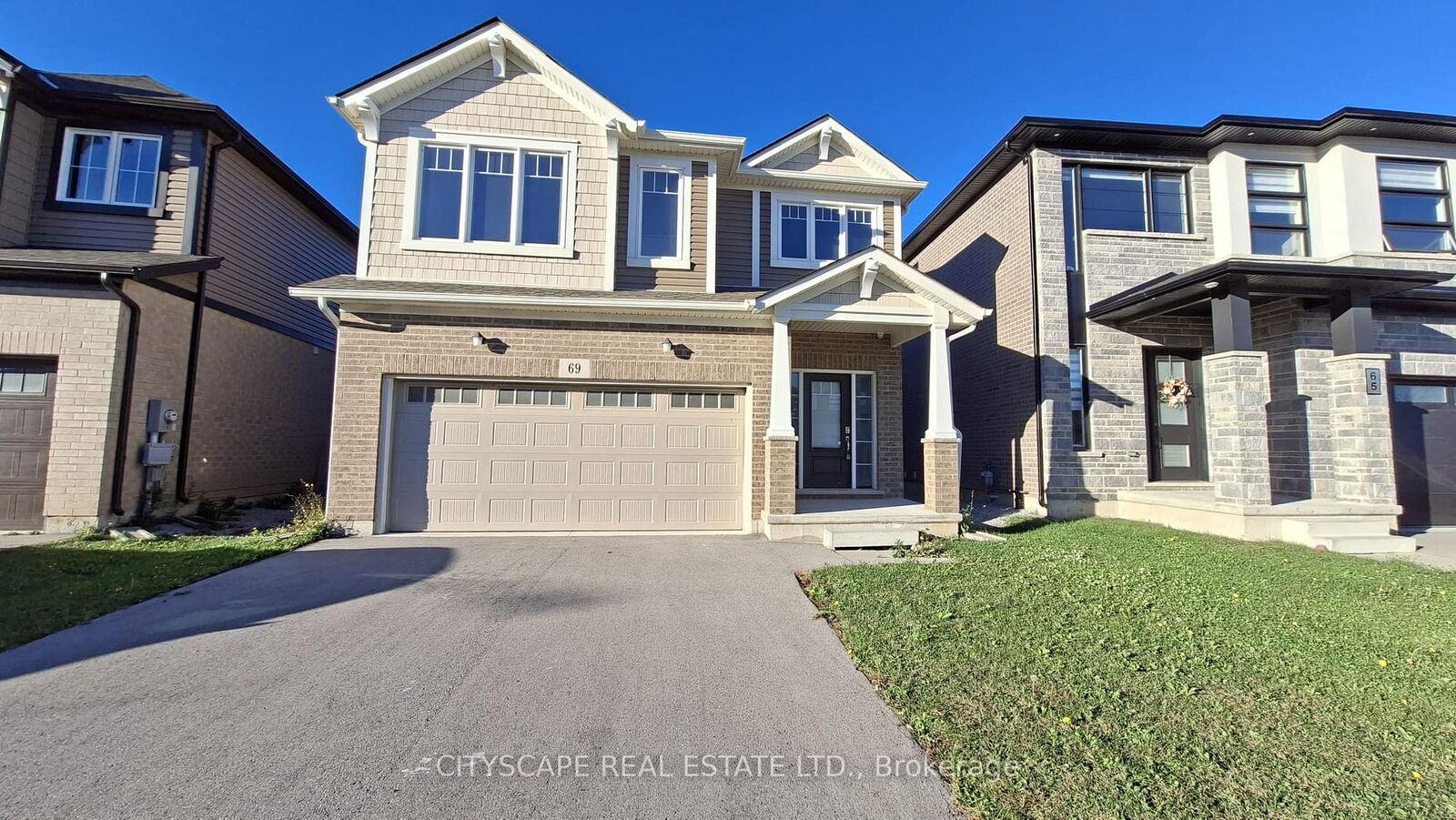 Property Photo:  69 Bur Oak Drive  ON L2V 0L9 