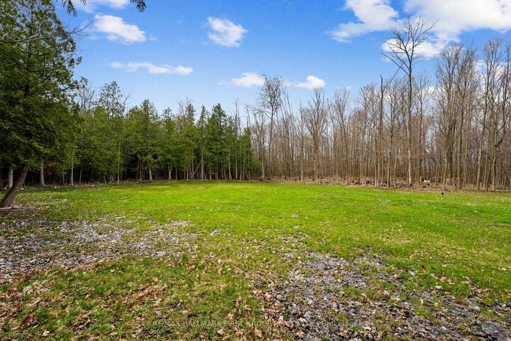 Property Photo:  426 Gully Road  ON K9A 4J8 