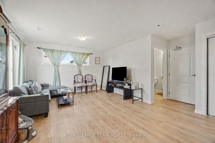 Property Photo: 1336 Creekway Private ON K2T 0R8