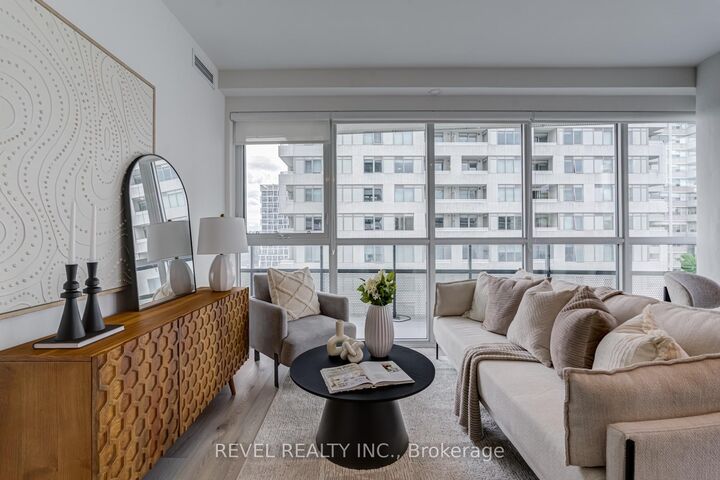 Property Photo:  11 Lillian Street 1107  ON M4S 2H7 