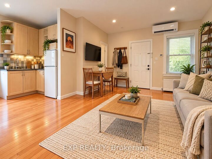 Property Photo: 195 Carlton Street Unit #2 ON M5A 2K7