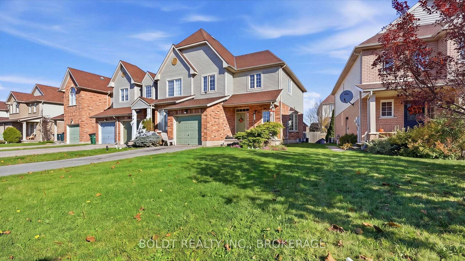 Property Photo:  7 Natalie Court  ON L2V 5C7 