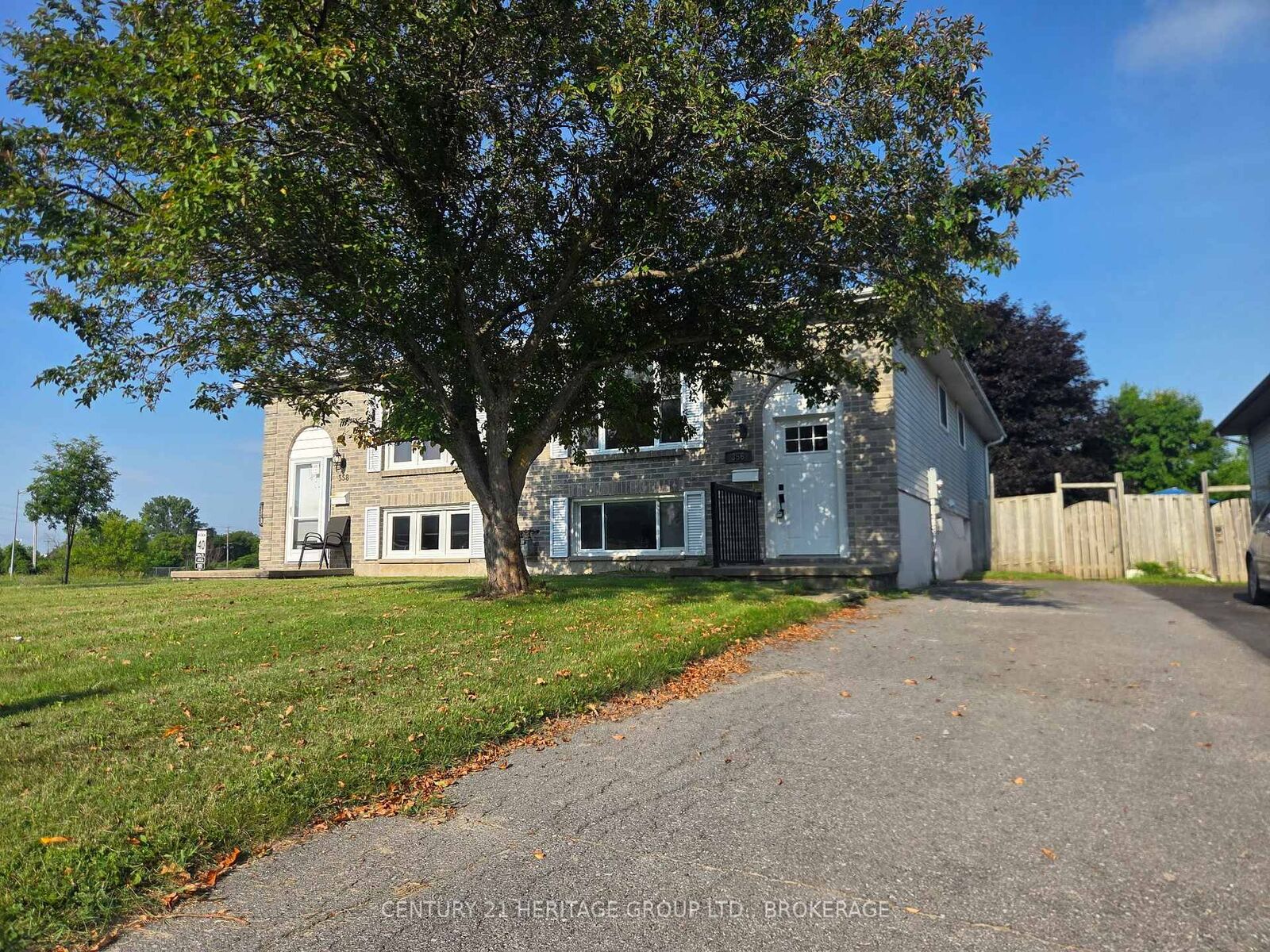 Property Photo:  356 Owens Crescent  ON K7M 8H8 