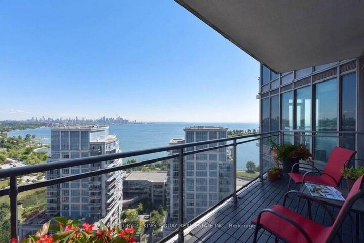 Property Photo: 2121 Lake Shore Boulevard W 2106 ON M8V 4E9