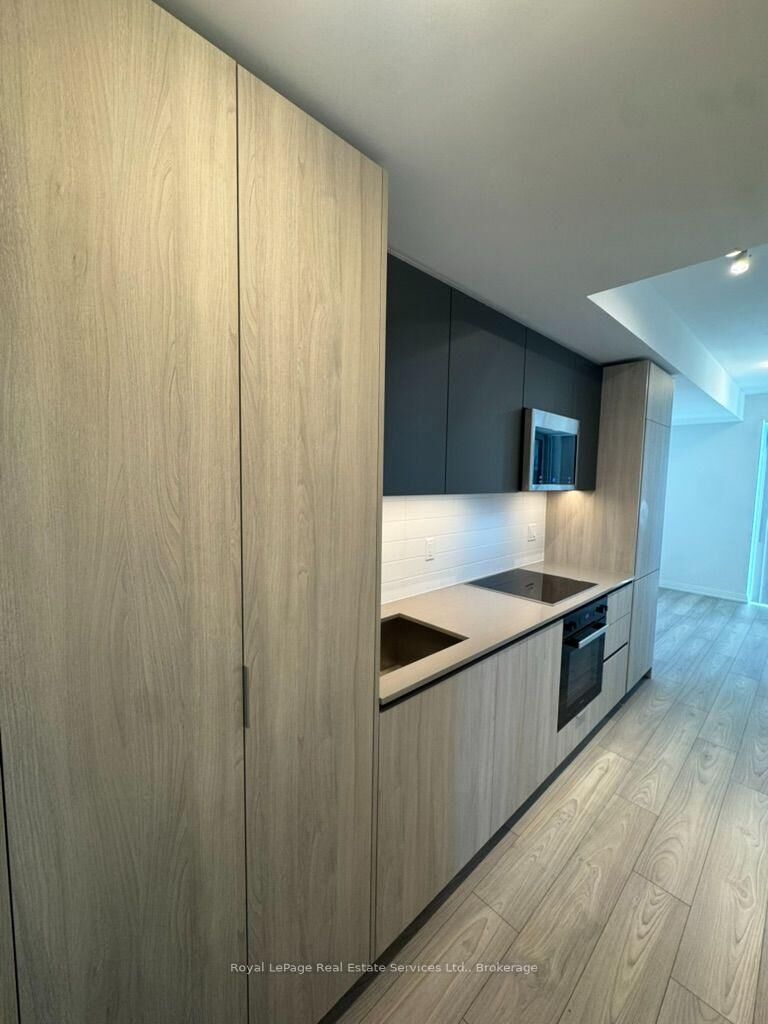 Property Photo:  400 King Street W 3122  ON M5V 1K2 