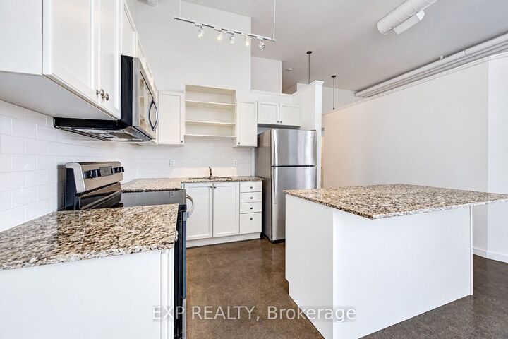 Property Photo:  404 King Street W 507  ON N2G 2L5 