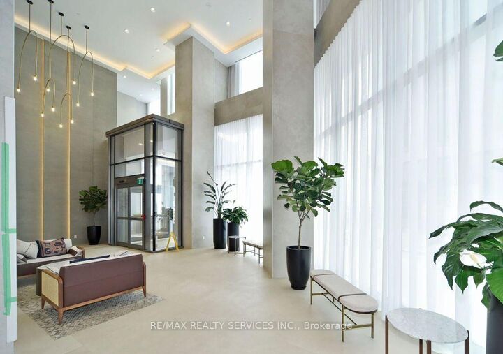 Property Photo: 1000 Portage Parkway 301 ON L4K 0L1
