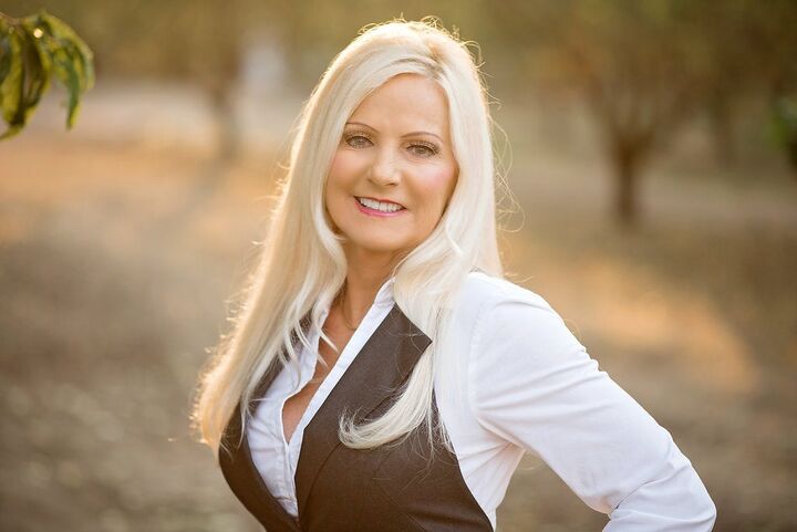 Karen Duncan, Real Estate Salesperson in Dixon, Epic