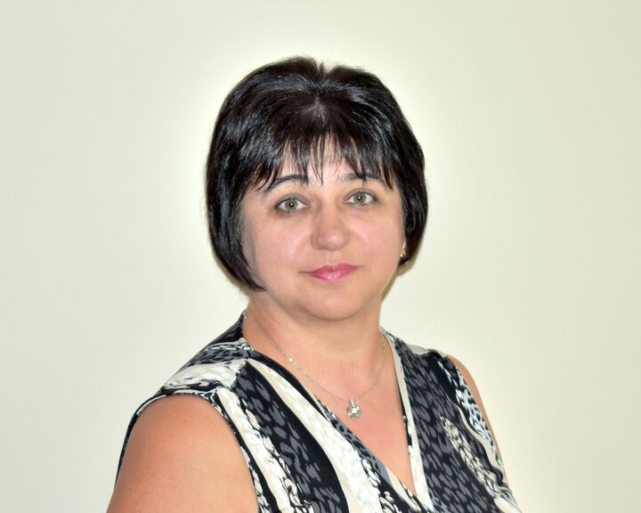 Olga Horechko,  in Westchester, Circle