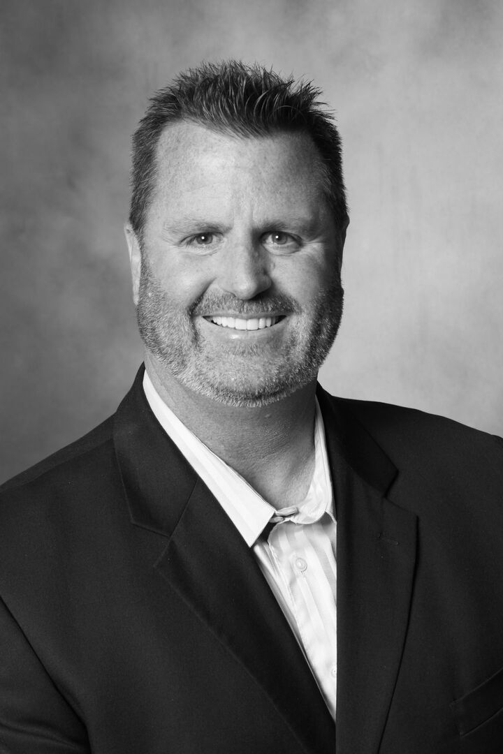 Corey Geib, Real Estate Broker in Las Vegas, Americana