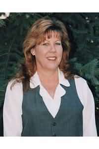 Denise Rogers, Real Estate Salesperson in Colville, Kelly Davis
