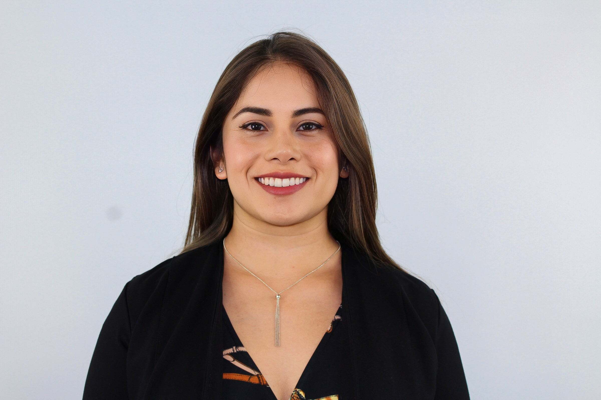 Gabriela Bustos, Real Estate Salesperson in Coral Springs, Tenace Realty