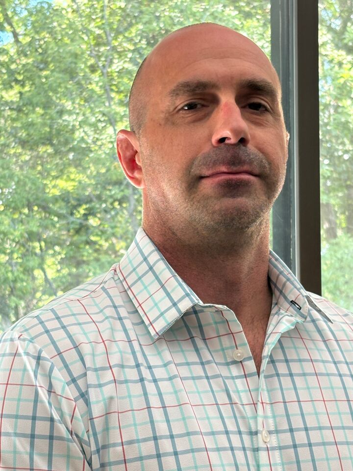 Craig Snapp, Sales Representative in Northville, Professionals