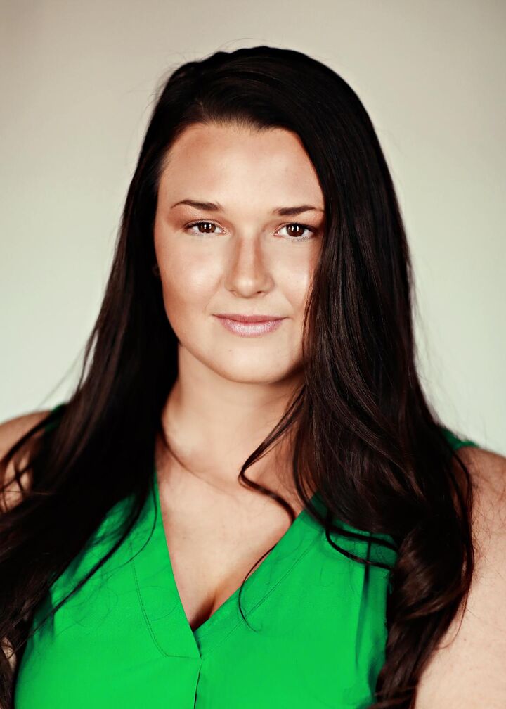 Kara Tackett, Real Estate Salesperson in Sikeston, Premiere Realty