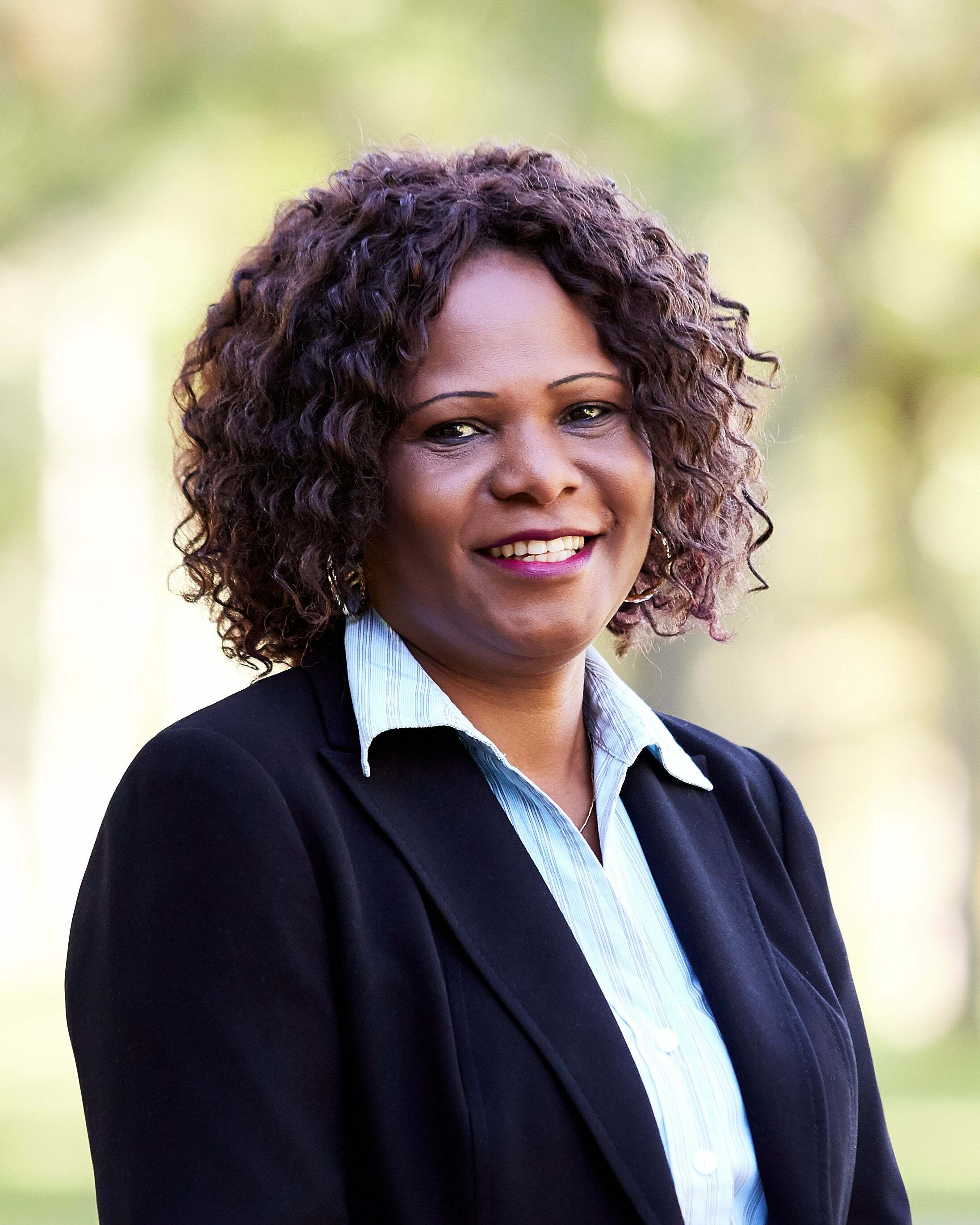 Toyin Adewoye, in Ottawa, Coldwell Banker Sarazen Realty, Brokerage