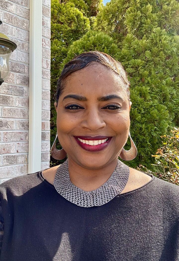 Veleka Sawyer, Real Estate Salesperson in Virginia Beach, Premier