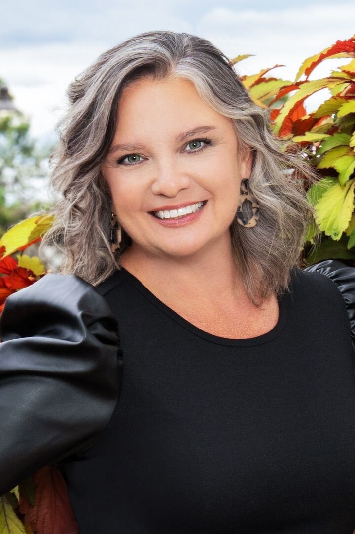 Cassie Fuller, Real Estate Salesperson in Columbus, Kennon & Parker