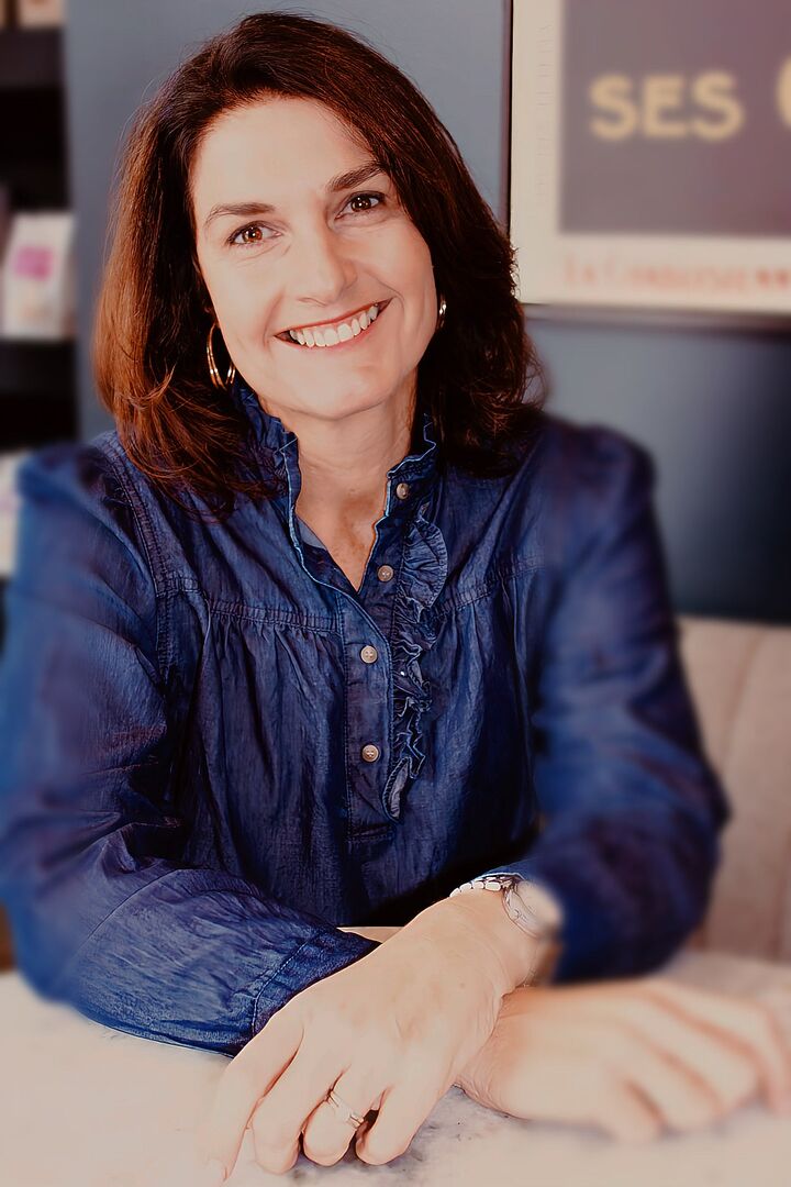 Nicole Holmes, Real Estate Salesperson in Bentonville, Journey